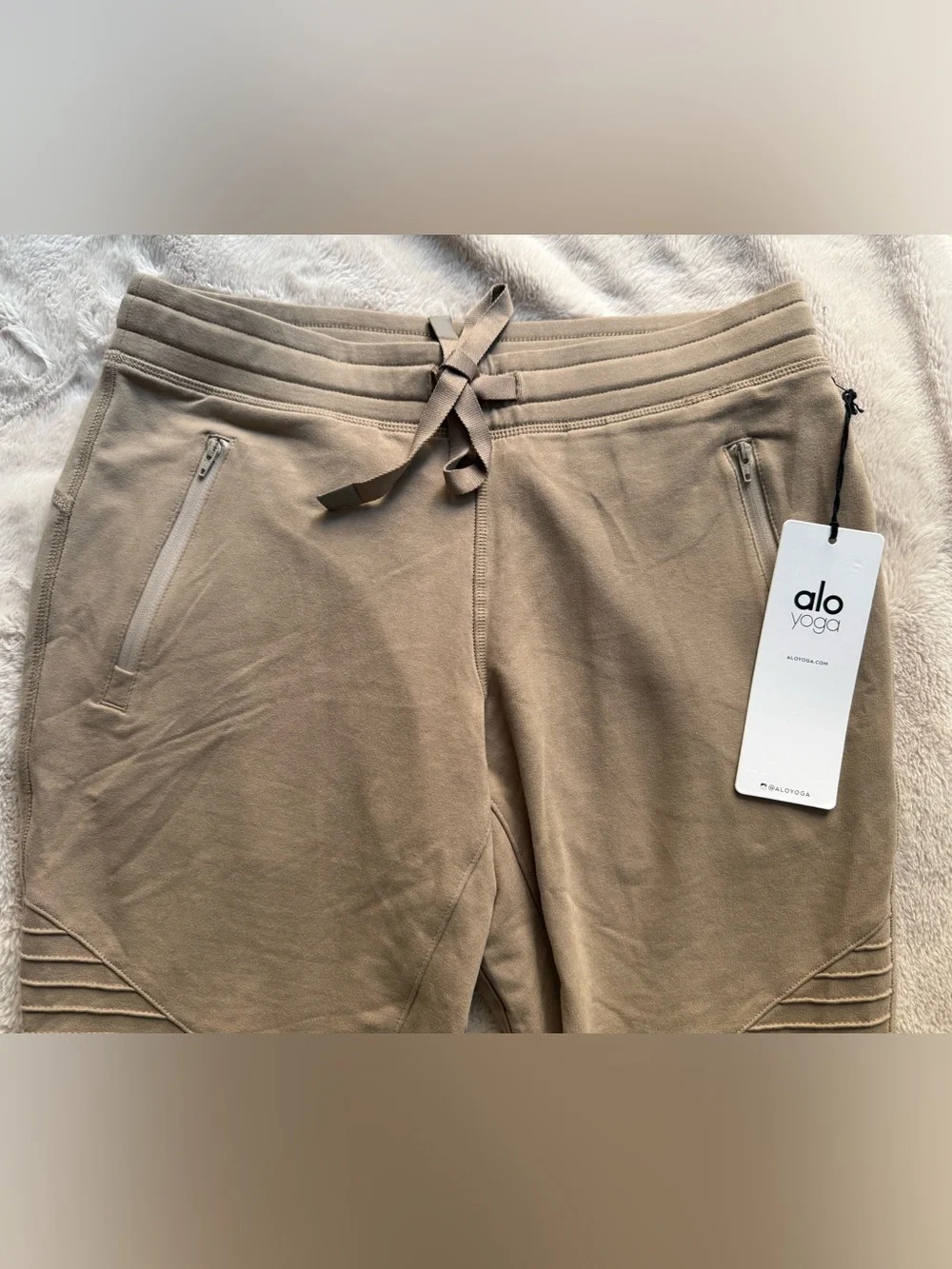 NWT ALO Urban Moto Sweatpant Gravel Size S